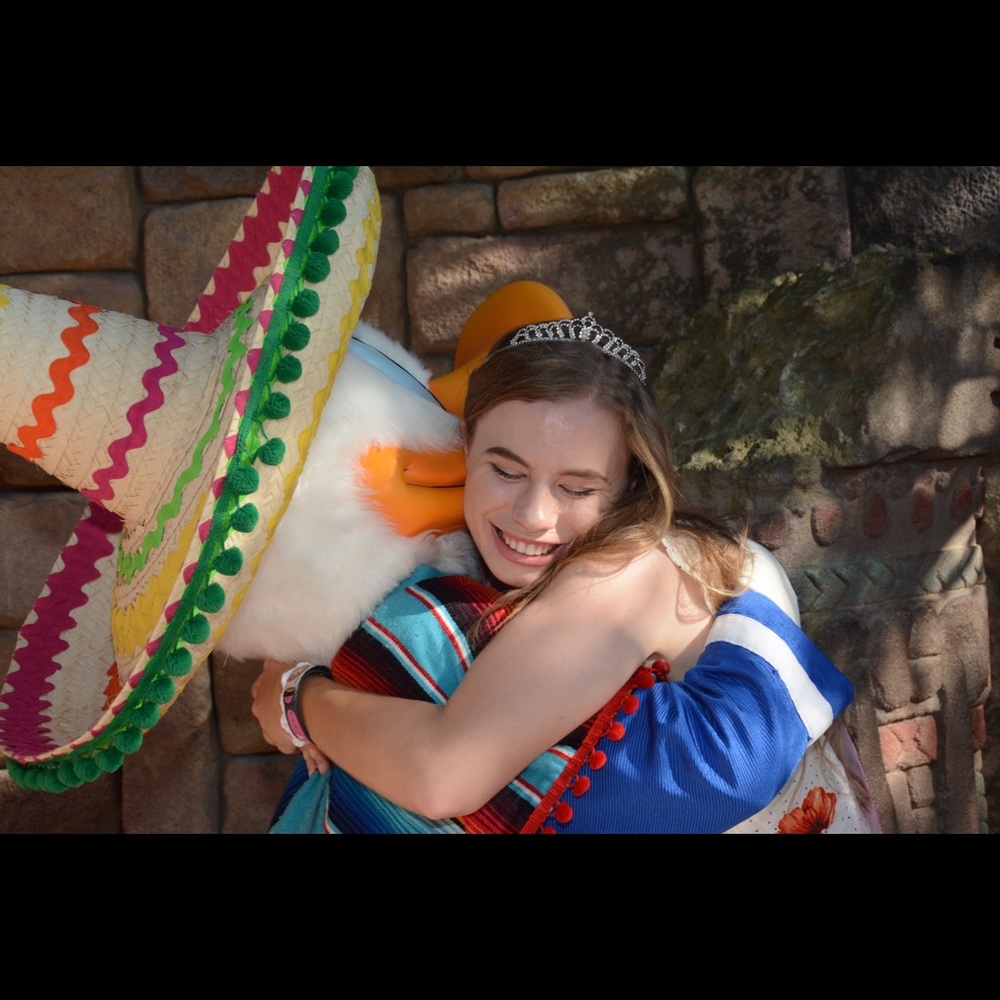 Meet your Posher, Kelly